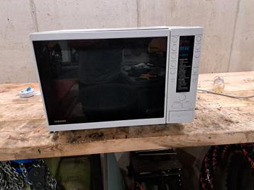 Samsung combi oven  beschikbaar voor biedingen