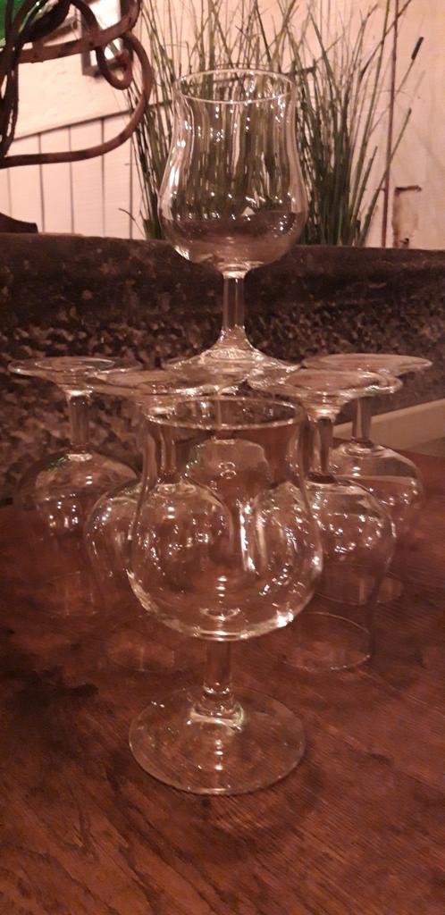 Lot 7 kelkglazen bierglazen 37 cl, Ophalen of Verzenden, Zo goed als nieuw