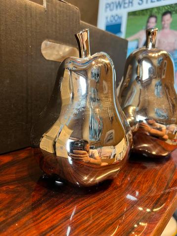 Decoratie, 2 stuks beschikbaar voor biedingen