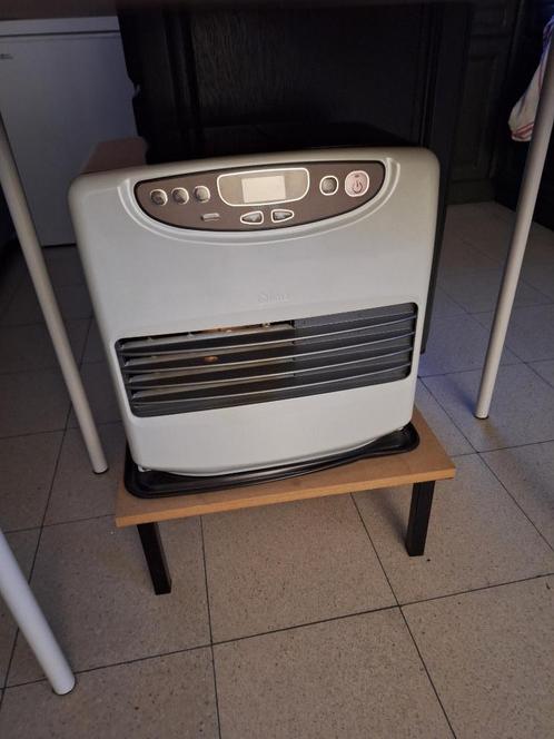 caravan verwarming, Caravans en Kamperen, Caravanaccessoires, Zo goed als nieuw, Ophalen of Verzenden