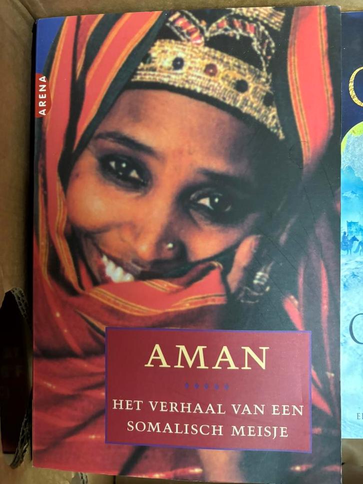 Aman, het verhaal van een somalisch meisje, Boeken, Biografieën, Gelezen, Overige, Ophalen of Verzenden