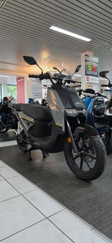 SuperSoco CPX 25km/h 2jaar garantie 100% elektrisch beschikbaar voor biedingen