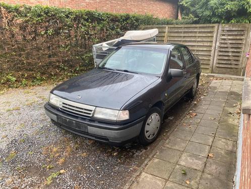 1991 opel vectra, Auto's, Opel, Bedrijf, Vectra, Diesel, 5 deurs, Handgeschakeld, Zwart, Zwart, Stof, Voorwielaandrijving, Ophalen