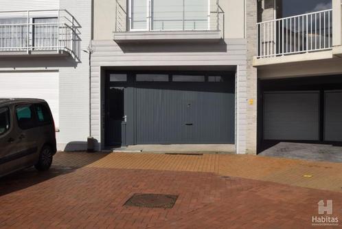 Autostandplaats voor 1 wagen, Immo, Garages en Parkeerplaatsen