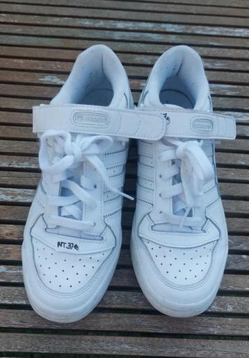 Adidas sneakers maat 37.5 sportschoenen beschikbaar voor biedingen