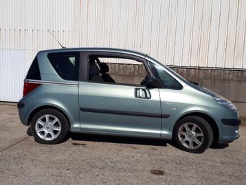 Peugeot 1007 1.4 benzine Bj 2005 136000km Airco beschikbaar voor biedingen