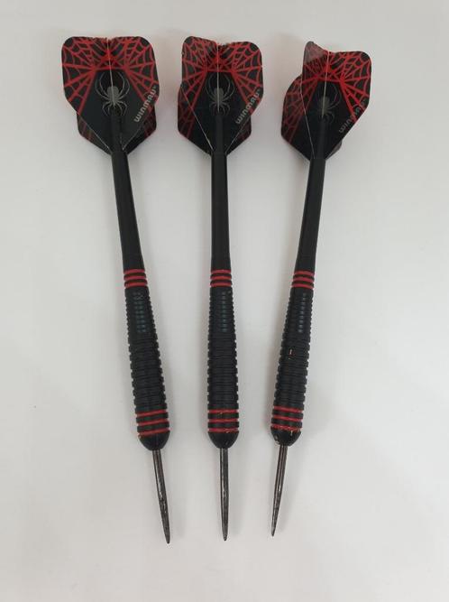 Darts pijlen Brass pijlen Zwart Rood - 22 gram, Sport en Fitness, Darts, Gebruikt, Pijlen, Ophalen of Verzenden