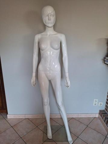 Mannequin / paspop herenmodel ruilen voor vrouw beschikbaar voor biedingen