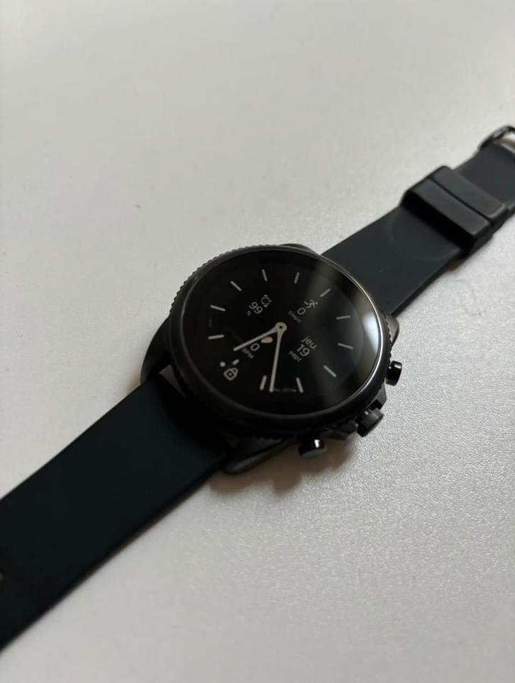 Montre connectée Fossil Gen 6, Bijoux, Sacs & Beauté, Montres | Hommes, Comme neuf, Enlèvement