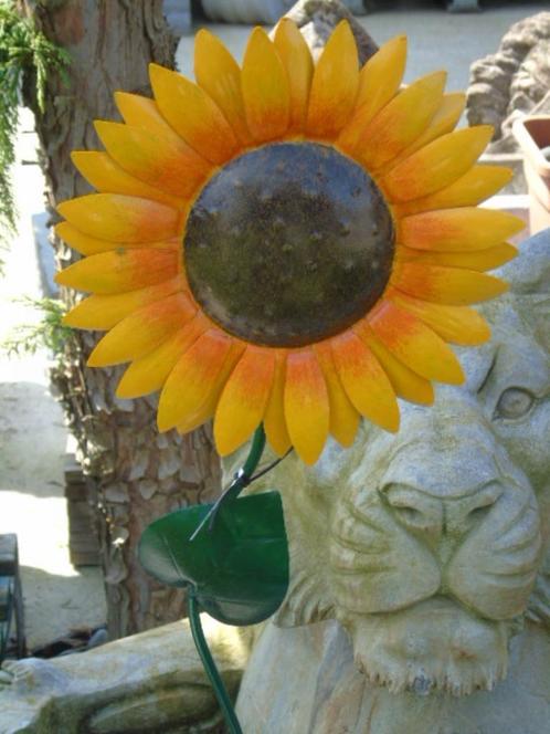 smeedijzeren bloemenplukker per kleur. zonnebloem., Tuin en Terras, Tuinbeelden, Nieuw, Overige typen, Metaal, Ophalen