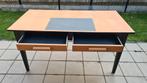 Bureau, Ophalen