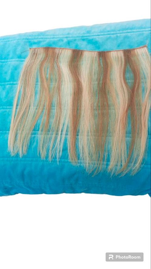Hairextensions - 3 haarbanden RemySilk Hairweft, Bijoux, Sacs & Beauté, Beauté | Cosmétiques & Maquillage, Comme neuf, Tout le visage