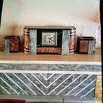 Marmeren klok, Ophalen