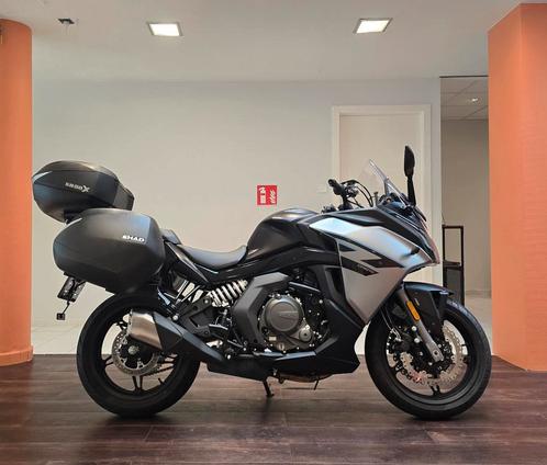 CF Moto 650 GT**2023**2.135km**Garantie, Motoren, Motoren | CFMOTO, Bedrijf, Toermotor, meer dan 35 kW, 2 cilinders, Motorrijbewijs A