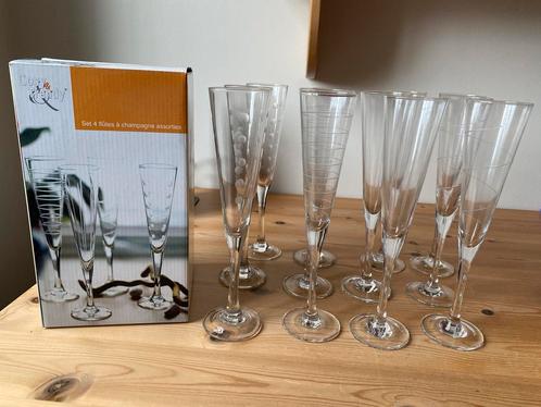 4 Champagne glazen met decoratie van Cosy & Trendy, Verzamelen, Glas en Drinkglazen, Zo goed als nieuw, Ophalen