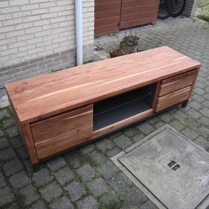 Meuble TV, Maison & Meubles, Armoires | Mobilier de télévision, Utilisé, Moins de 100 cm, 150 à 200 cm, 25 à 50 cm, Autres essences de bois