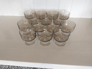 14 Tapas / cocktail gefumeerde glazen