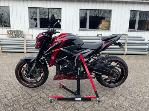 Suzuki GSX-S 750 in nieuwstaat, Motoren, Motoren | Suzuki, Particulier, Naked bike, meer dan 35 kW, 4 cilinders, Ophalen