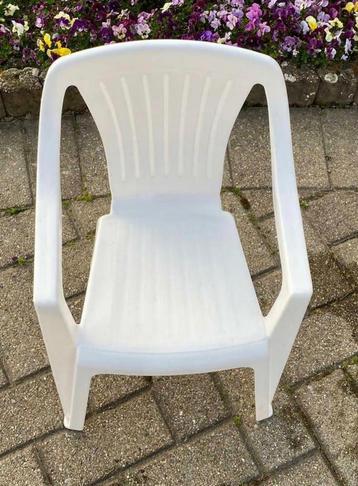 Kinderstoelje  beschikbaar voor biedingen