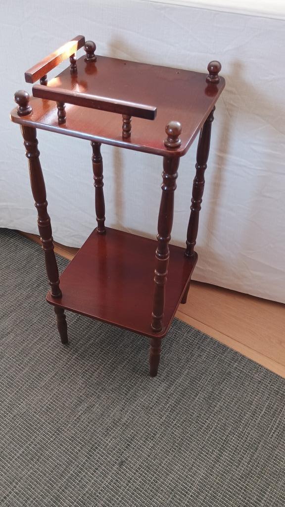 Petit meuble en bois vernis, Antiek en Kunst, Antiek | Meubels | Kasten, Ophalen