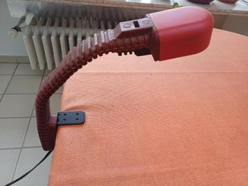 Retro vintage bureaulamp beschikbaar voor biedingen