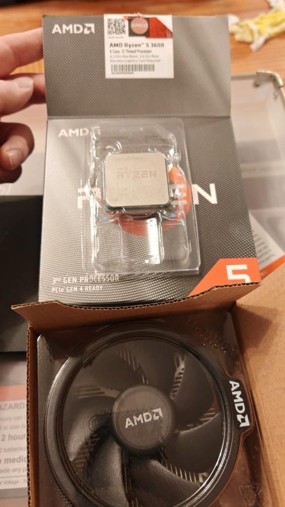 Amd Ryzen 5 3600, Informatique & Logiciels, Processeurs, Comme neuf, 6-core, 3 à 4 Ghz, Enlèvement