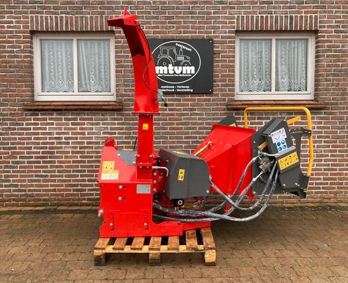 NIEUWE houthakselaar BX52R met hydr. invoerrollen 13cm!!, Tuin en Terras, Hakselaars, Ophalen