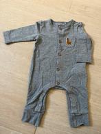 Grijze baby onesie – Cuddles & Smiles (maat 62), Ophalen of Verzenden, Zo goed als nieuw