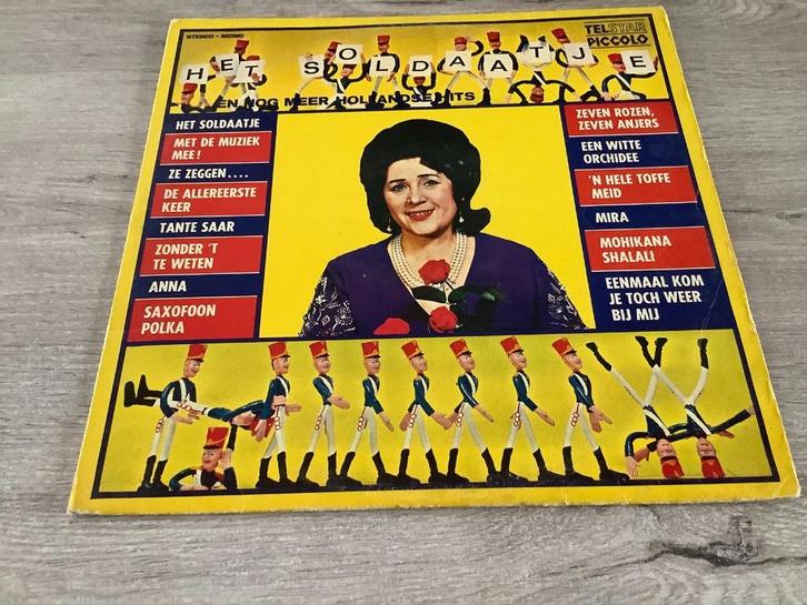 Vinyle The Soldier and More Dutch Hits LP, CD & DVD, Vinyles | Néerlandophone, Utilisé, Chanson réaliste ou Smartlap, 12 pouces