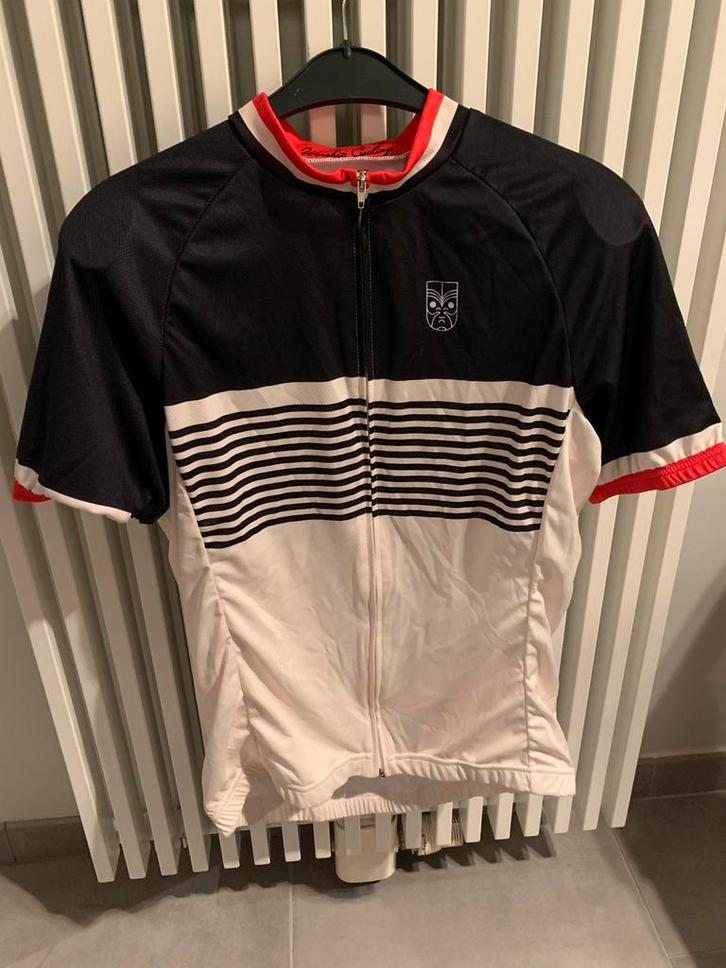 Fiets T-shirt vrouwen verschillende maten beschikbaar, Kleding | Dames, Sportkleding, Zo goed als nieuw, Hardlopen of Fietsen