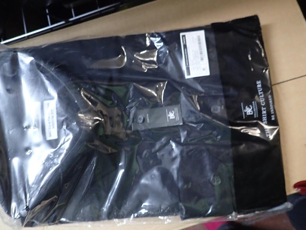 nieuwe zwarte hemden van B&C, Kleding | Heren, Overhemden, Ophalen of Verzenden, Nieuw, Zwart, Andere