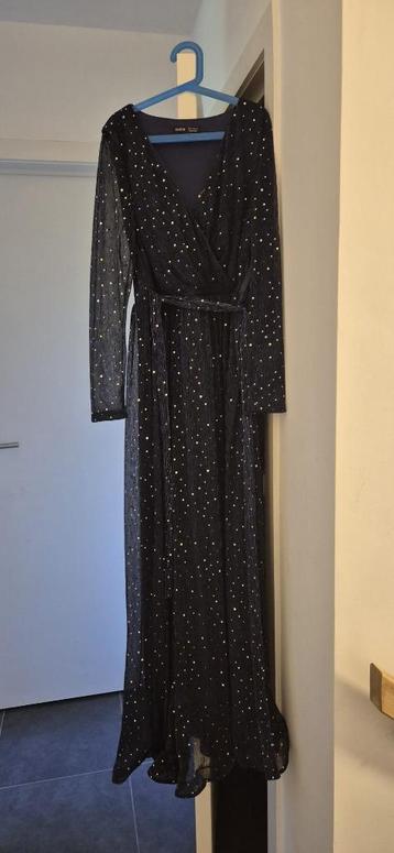 Robe de soirée  beschikbaar voor biedingen