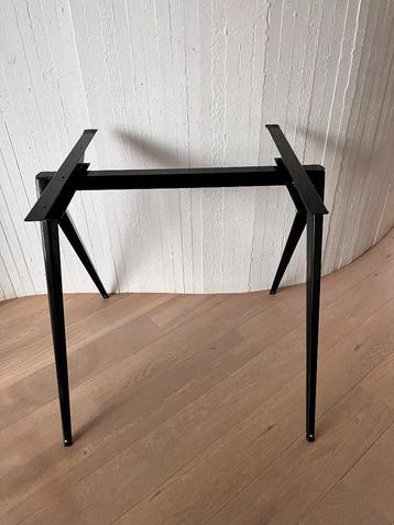 Cadre noir/table de bistrot Galvanitas, 50 à 100 cm, Comme neuf, Enlèvement, 50 à 100 cm