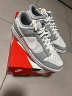 Nike dunk low Two tone grey, Comme neuf
