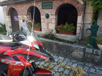 Benelli trk 502x, 2 cilinders, Bedrijf, 12 t/m 35 kW, 502 cc