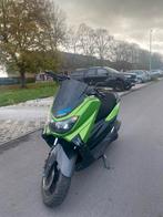 Nmax 125cc, Fietsen en Brommers, Ophalen, Zo goed als nieuw