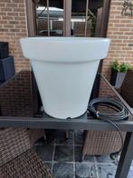 Verlichte bloempot, Ophalen, Kunststof, 40 cm of meer, Rond