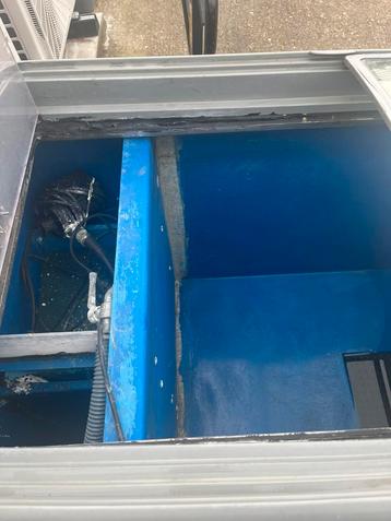 Quarantaine Bak 1200L - Geïsoleerd & met Filter beschikbaar voor biedingen