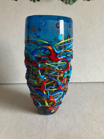 Glaskunst kunstvaas siervaas met glasfusie Murano inspired., Enlèvement ou Envoi