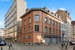 Huis te koop in Brussel, 10 slpks, 10 pièces, Maison individuelle, 144 kWh/m²/an, 680 m²