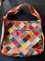 Lederen handtas nieuw, Ophalen