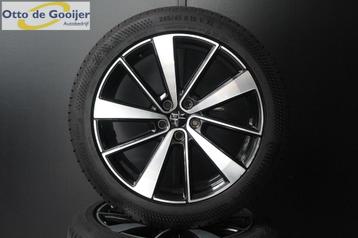 Originele Polestar 2 19 Inch Winterbanden NIEUWE BANDEN 7.5M beschikbaar voor biedingen