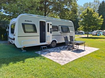 Detleffs Nomad 530 DR met queensbed van 2023, Jusqu'à 4, Particulier, Dethleffs, Lit fixe