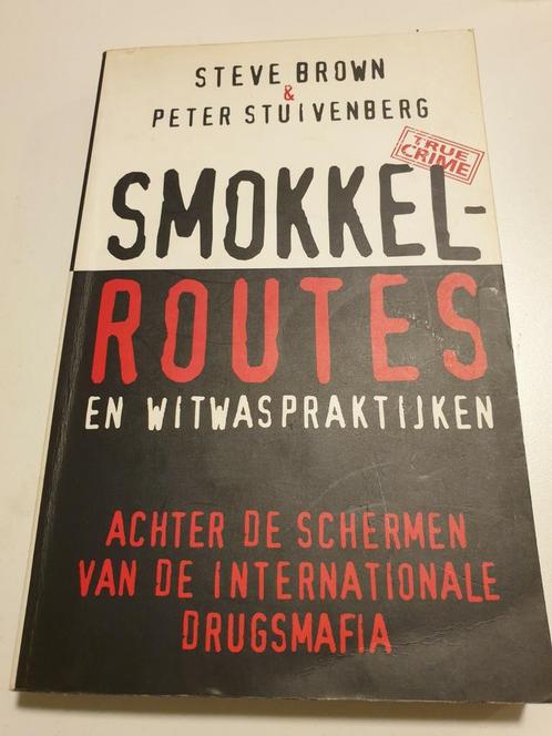 Sandra Brown - Smokkelroutes en witwaspraktijken, Boeken, Politiek en Maatschappij, Zo goed als nieuw, Ophalen of Verzenden