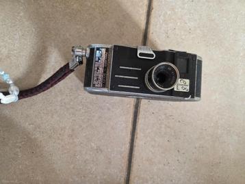 Camera de cinema vintage 1942 beschikbaar voor biedingen