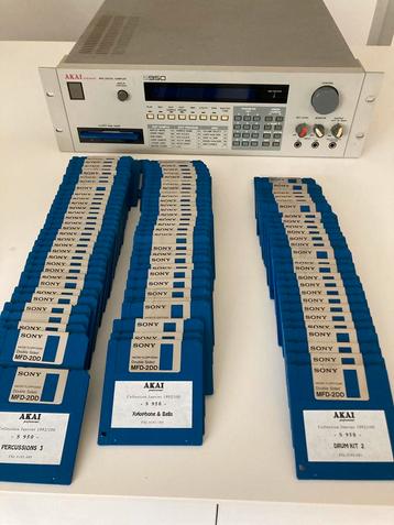 Akai S950 classic sampler + S950 diskettes 100st. Zeldzaam!! beschikbaar voor biedingen