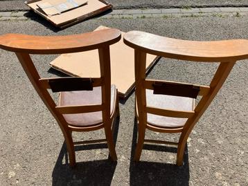 Ensemble de 2 chaises d'église, Enlèvement