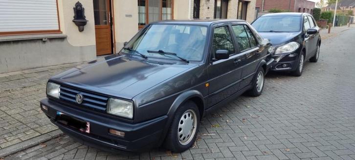 Volkswagen Jetta 1.6 GLX automatic 1991, Auto's, Oldtimers, Particulier, Volkswagen, Benzine, Berline, 5 deurs, Automaat, Zilver of Grijs
