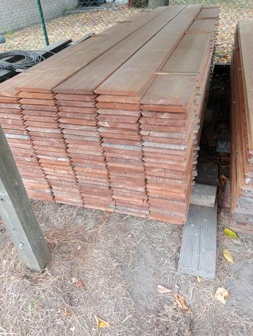 28 douglas planken tand groef 19,2cm op 1,8cm en 300cm lang  beschikbaar voor biedingen