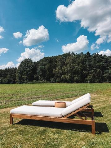 Zonnebed/ligbed met ligkussen (nieuw) beschikbaar voor biedingen